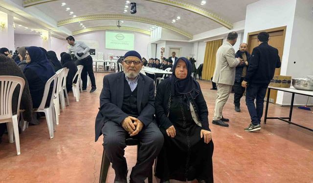 Yarım asrı aşan evlilikler gençlere örnek oldu