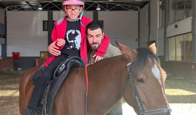 Başkan Ahmet Akın'ın örnek projesiyle korkular sevgiye dönüştü