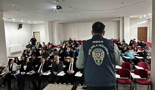 Beyağaç'ta polisten farkındalık eğitimi verildi