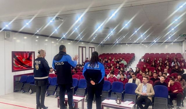 Bilecik'te öğrencilere güvenlik ve zorbalık eğitimi