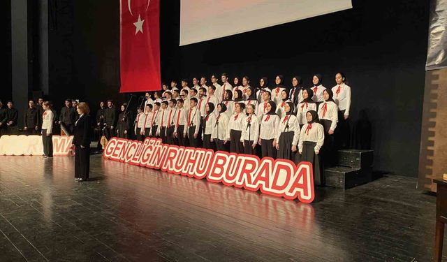 Bursa'da İstiklal Marşı'nın kabulünün 105. yılı törenle anıldı