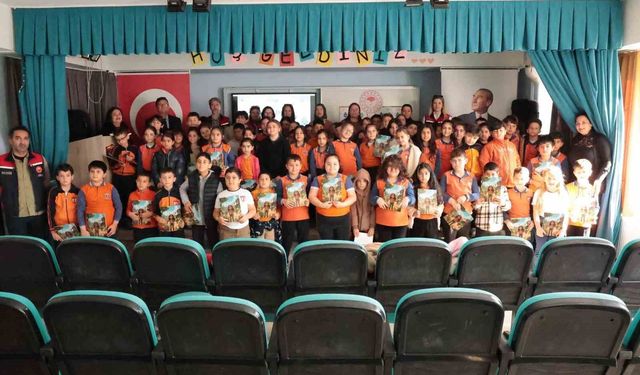 Çanakkale'de öğrencilere su kullanımı hakkında farkındalık eğitimi