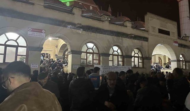 Çankırı'da camiler Kadir Gecesi'nde doldu taştı