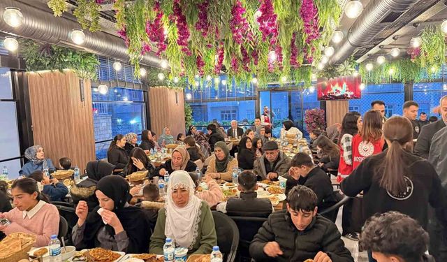Çermik'te Dünya Yetimler Günü kapsamında iftar etkinliği düzenlendi