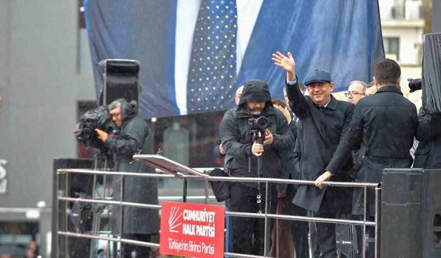 CHP Genel Başkanı Özel: 'Ben milletimden utandım o görüntüler adına. Ben özür diyorum milletimden'