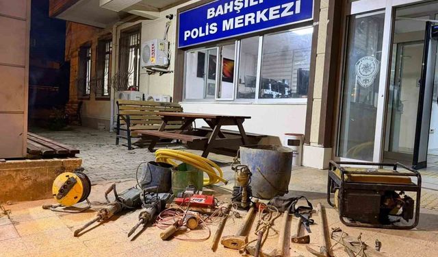 Define için 6 metrelik kuyu kaza kazan 4 şüpheli suçüstü yakalandı