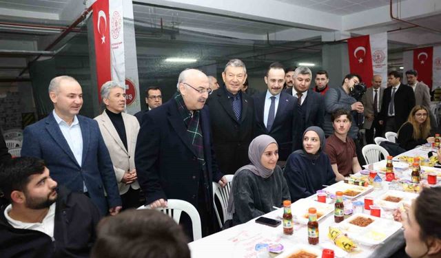 Denizli OSB, Ramazan ayında 80 bin kişiyi aynı sofrada buluşturuyor