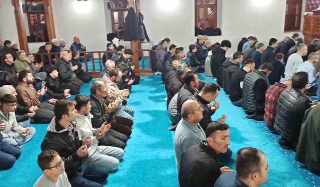 Devrek'te Kadir Gecesi coşkusu