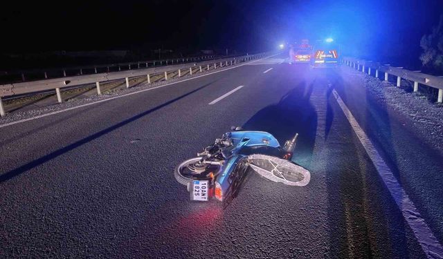 Devrilen motosikletin sürücüsü hayatını kaybetti