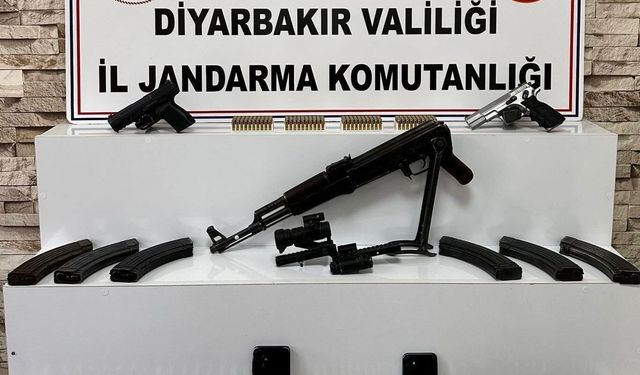 Diyarbakır'da silah kaçakçılığı operasyonu
