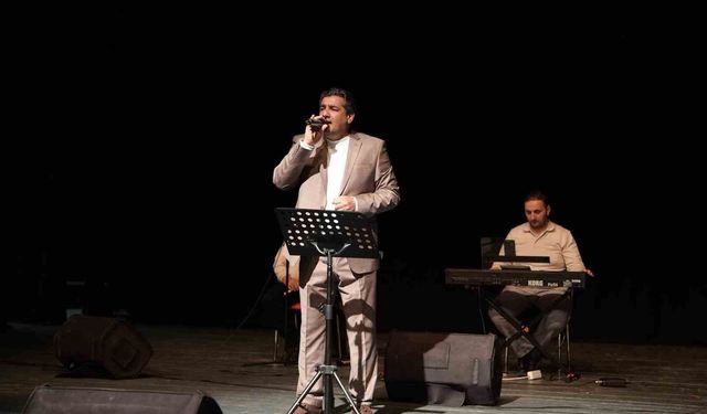 Düzce'de Mehmet Yiğit'ten ilahi rüzgarı