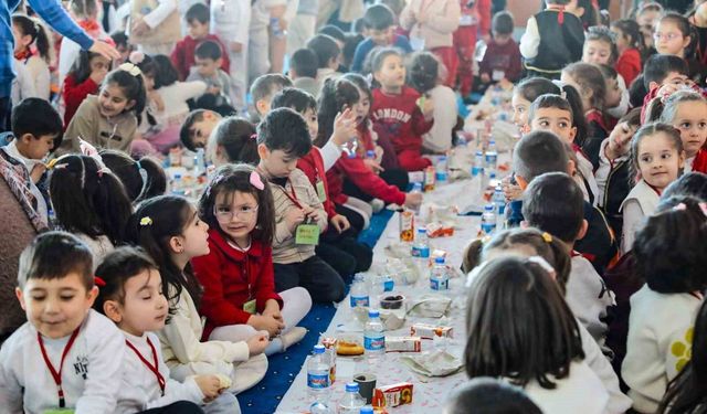 Erzincan'da 'Maarifin Kalbinde Miniklerle Sahur' programı düzenlendi