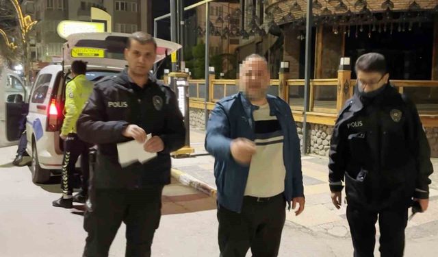 'Esnafım' diyen alkollü sürücünün ehliyetine el konuldu