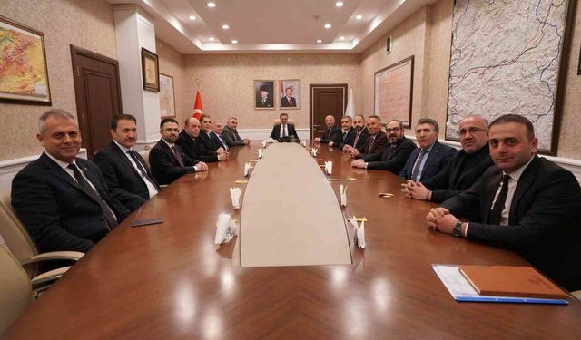 ETSO Başkanı Saim Özakalın ile ETSO yönetiminden Vali Aydın Baruş'a hayırlı olsun ziyareti