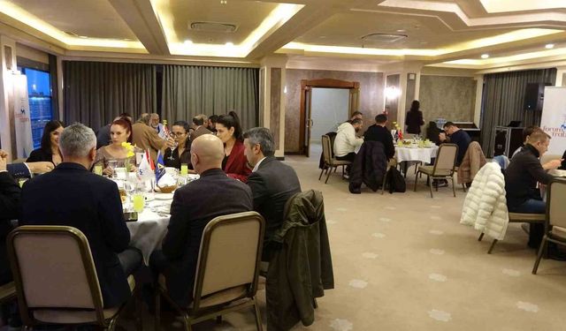 Forum Trabzon AVM'den basına iftar yemeği