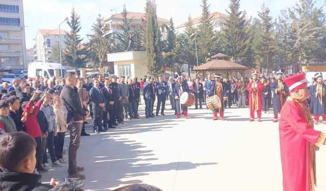 Gölbaşı'nda İstiklal Marşının kabulü kutlandı