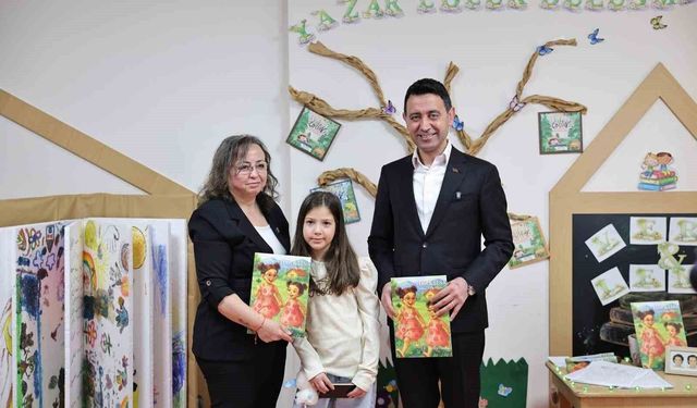 İzmir depreminin sembol ismi Ayda ve evlatlarını kaybeden anne, çocuklara depremi anlattı