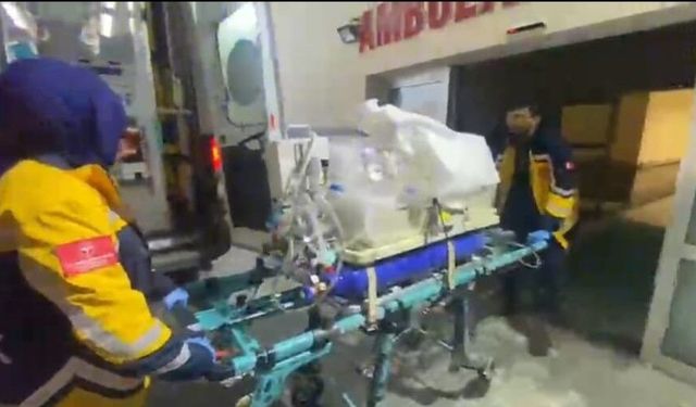 Kalp anomalisi tespit edilen bebek uçak ambulansla Konya'ya sevk edildi