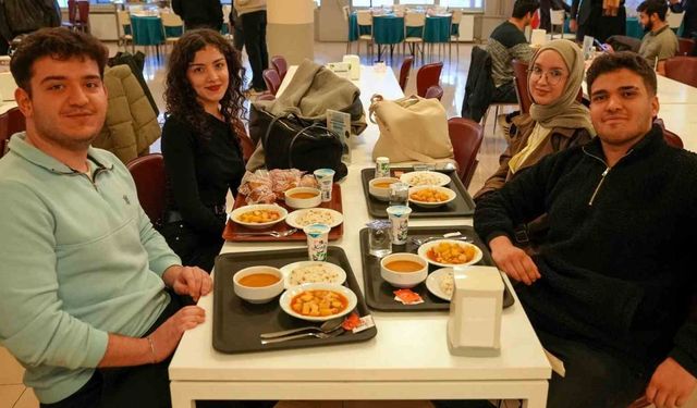 Karabük Üniversitesi'nde 'Kızıl Elma İftarı' gerçekleşti