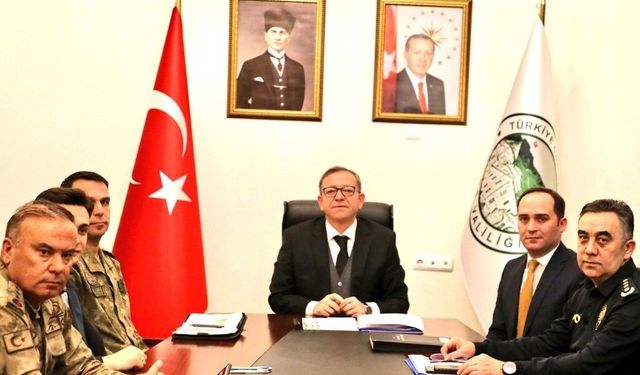 Kars'ta il güvenlik ve asayiş koordinasyon toplantısı yapıldı