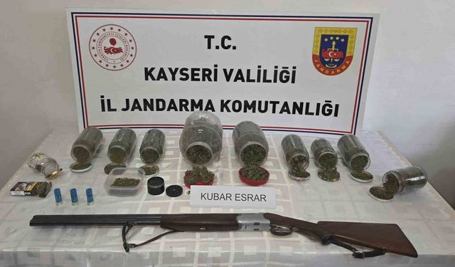 Kayseri'de 915 gram uyuşturucu madde ele geçirildi