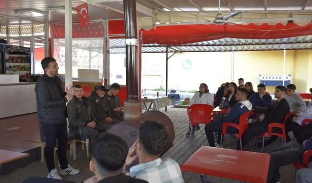 Köyceğiz'de ormancılık bölümü öğrencilerine seminer düzenlendi