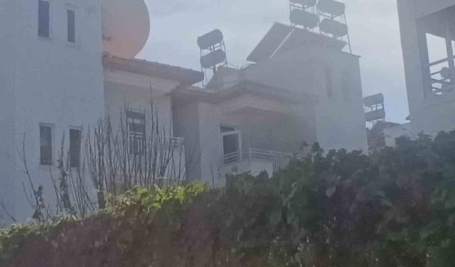 Manavgat'ta otelde çıkan yangın korkuttu