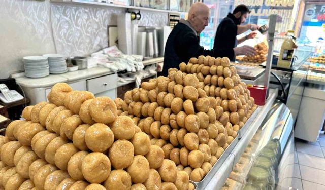 'Meraklı Baklavacı'nın 66 yıllık sırrı: Ramazan helvası