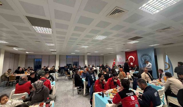 Şırnak Şerafettin Elçi Havalimanı personeli iftar sofrasında buluştu