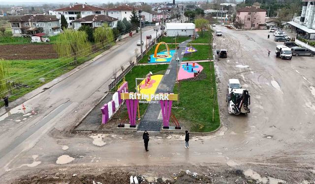 Söğütlü'de müzikli parkın inşaatına sona gelindi