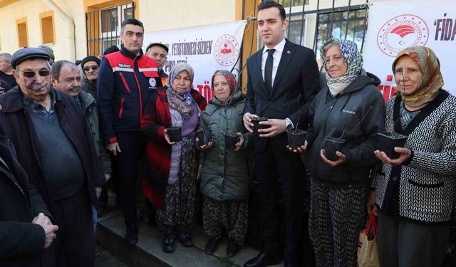 Üreticilere ücretsiz fidan dağıtımı yapıldı