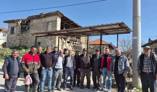 Uşak Tarım ve Orman Müdürlüğü ekipleri üreticilerle bir araya geldi