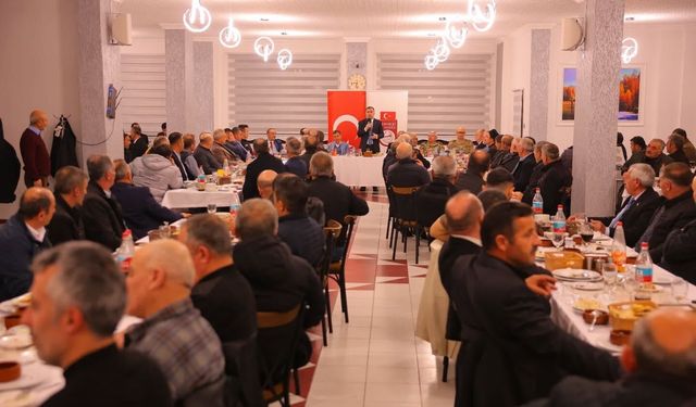 Vali Eldivan: 'Valiler, milletvekilleri, muhtarlar gelip geçici; hizmet kalıcı'