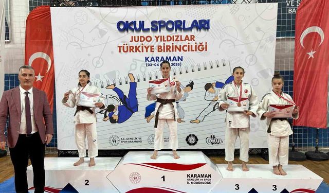 Yunusemreli judocular Karaman'dan 3 madalyayla döndü