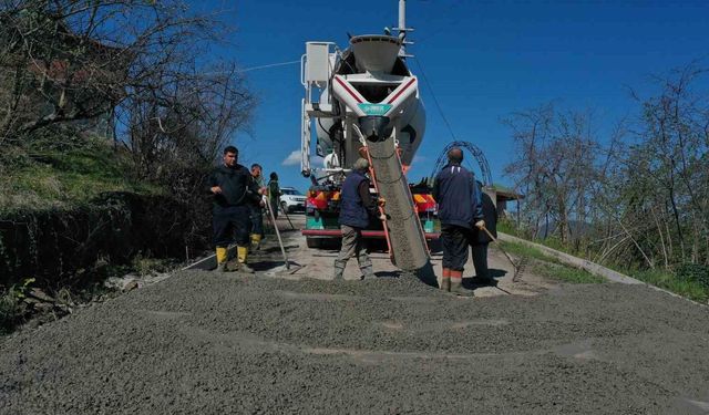 25 yıllık yol sorunu çözüme kavuşturuluyor