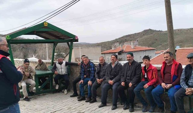 Afyonkarahisar'da çiftçi buluşmaları devam ediyor