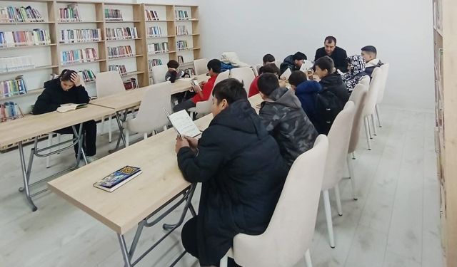 Ağaçören'de öğrenciler kütüphane ile buluştu