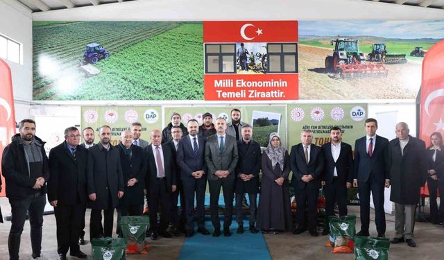 Ağrı'da 44 ton sertifikalı yonca tohumu dağıtıldı