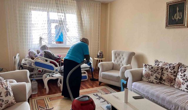 Ağrı'da 'Vefa Projesi' kapsamında bin 58 vatandaşa evde temizlik hizmeti