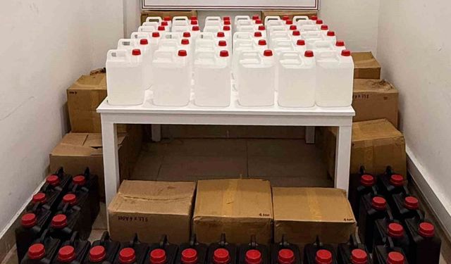 Antalya'da 550 litre kaçak etil alkol ele geçirildi