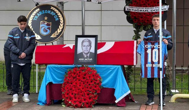 Atay Aktuğ için tören düzenlendi