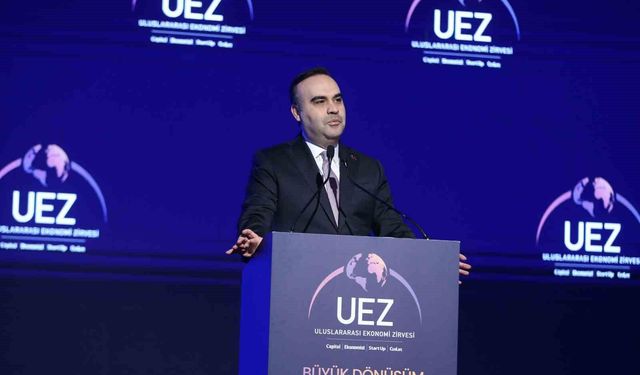 Bakan Kacır: 'Türkiye başka hiçbir ülkenin başaramadığı bir ihracat kabiliyeti seviyesine erişti'