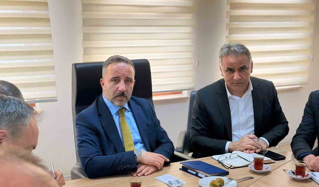 Başkan Albayrak: 'Perşembe'de alt ve üstyapı çalışmalarımız hız kesmiyor'