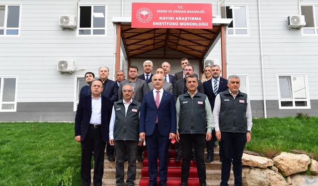 Başkan Er: 'Kayısı Enstitüsü alanını Malatyalılara nefes olacak bir projeyle açacağız'