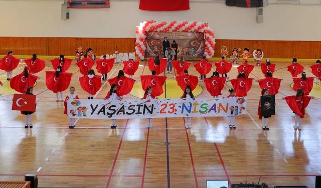 Bayburt'ta 23 Nisan Çocuk Bayramı coşkuyla kutlandı