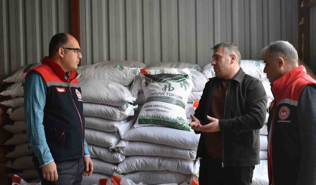 Bayburt'ta üreticilere yüzde 50 hibeli yem bezelyesi tohumu dağıtıldı