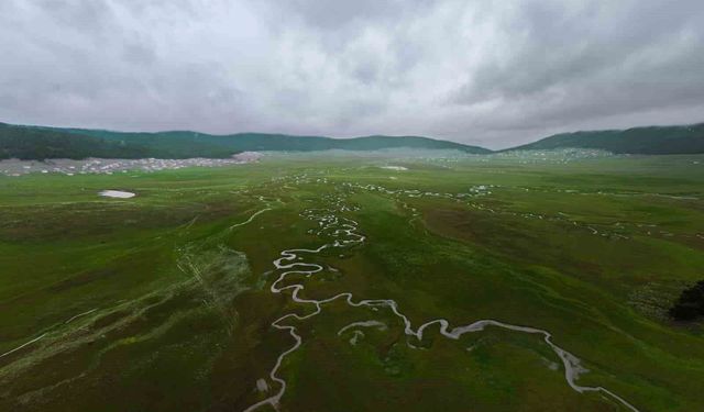 Benli yaylasındaki menderesler havadan görüntülendi