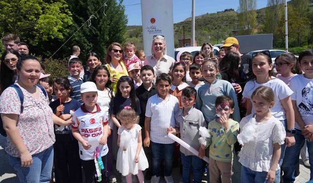 Bilecik'te 5 bin çocuk gönüllerince eğlendi