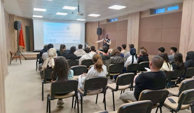 Bilecik'te öğrencilere siber farkındalık eğitimi