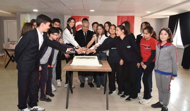 Burhaniye'de TÜBİTAK Şampiyonlarına anlamlı kutlama